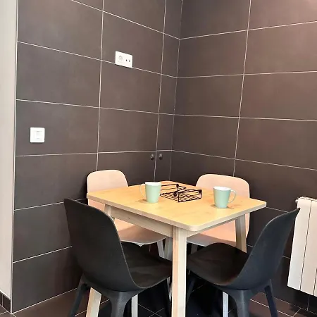 Vahibar Residences- Plaza De Compostela דירה *